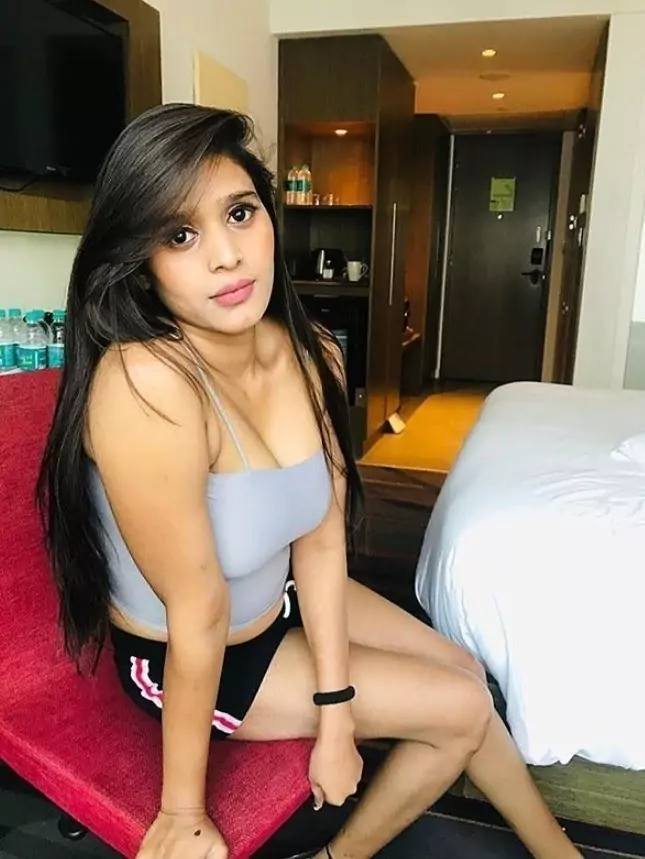 कॉल गर्ल्स सर्विस  नखत्राणा